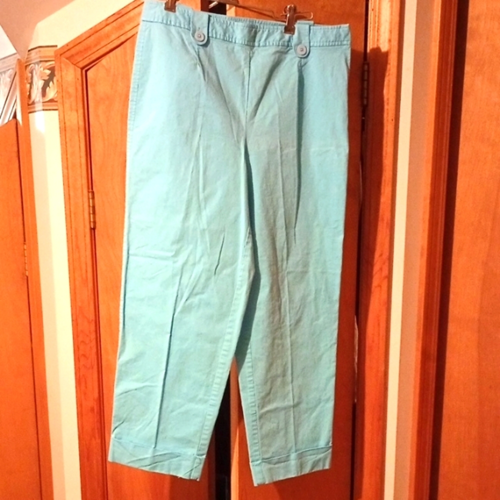 Women's Capri's